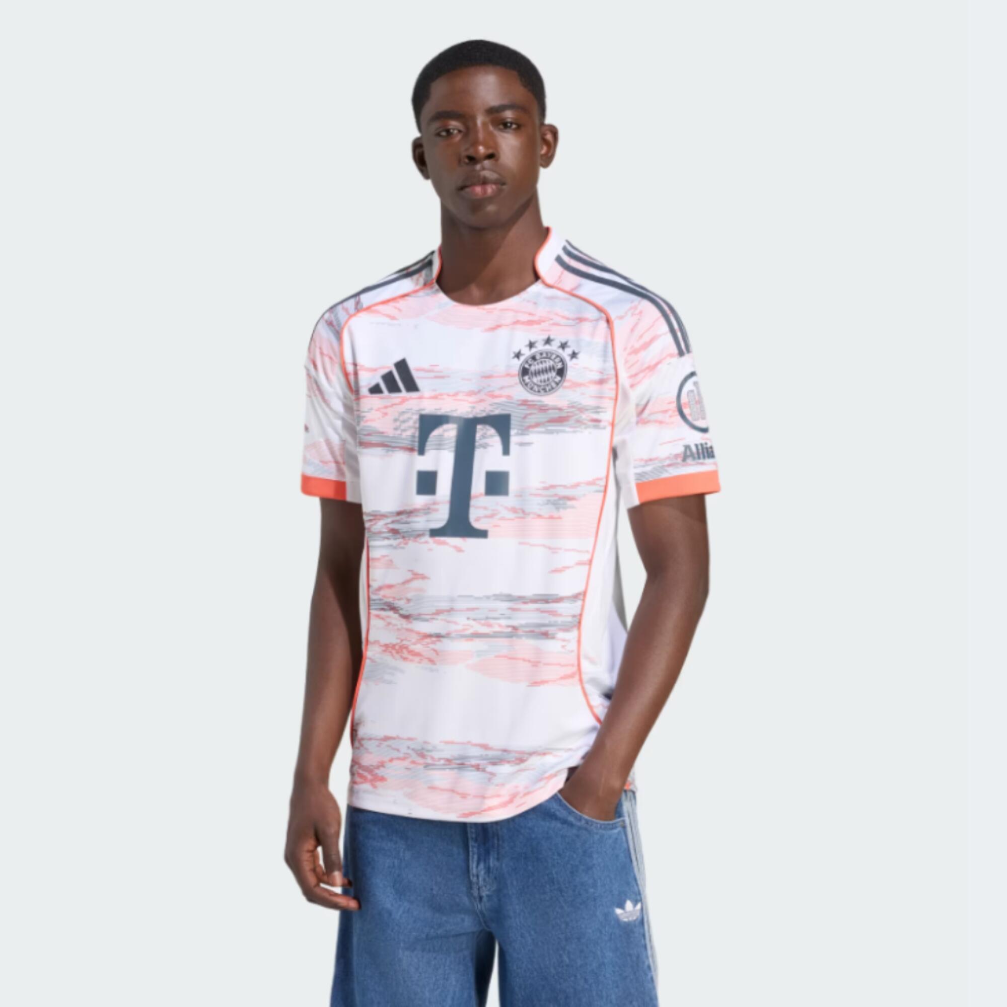 Koszulka piłkarska ADIDAS Bayern Monachium wyjazdowa sezon 25/26