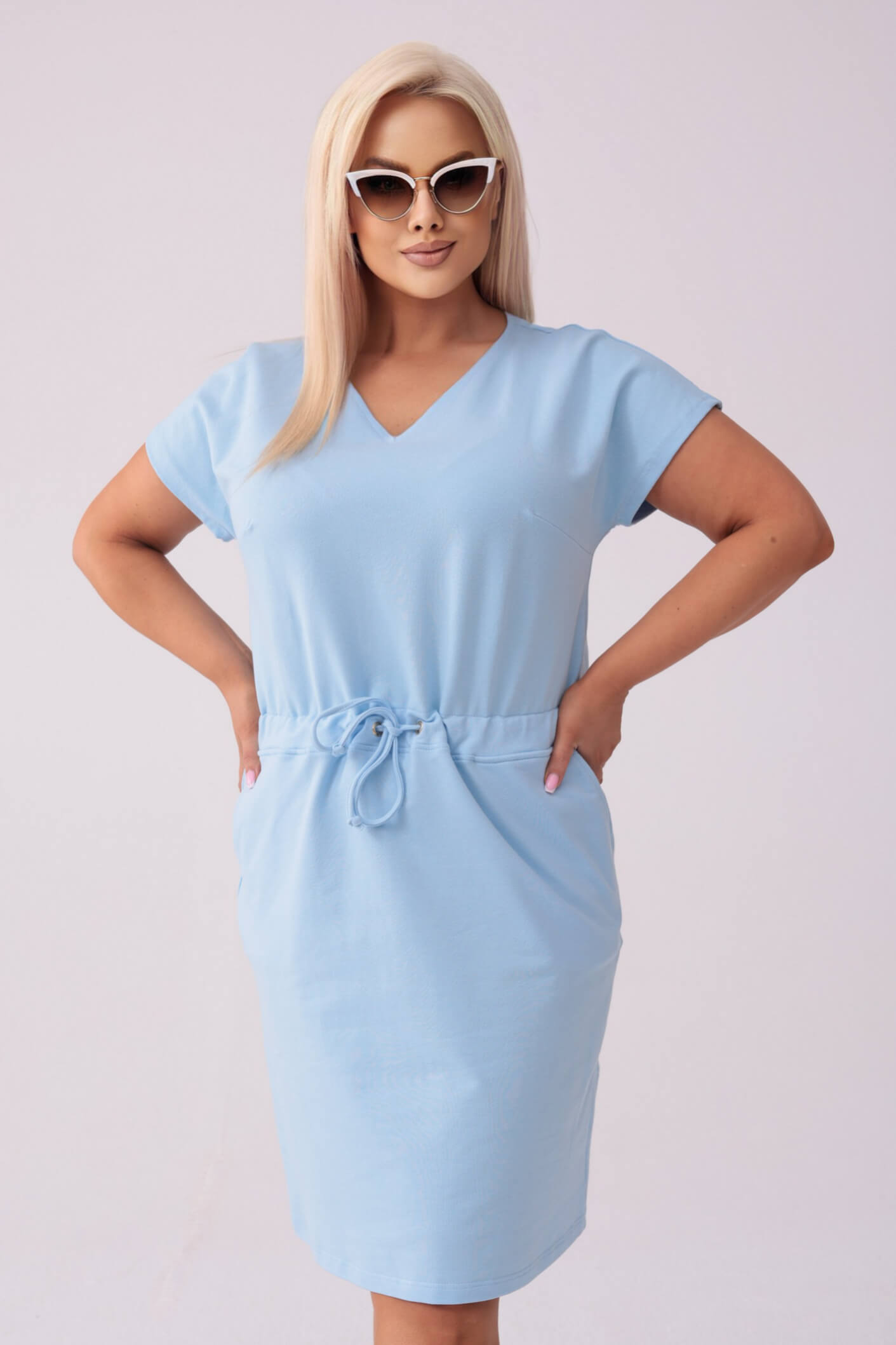 Błękitna dresowa sukienka Bianca PLUS SIZE XXL WIOSNA