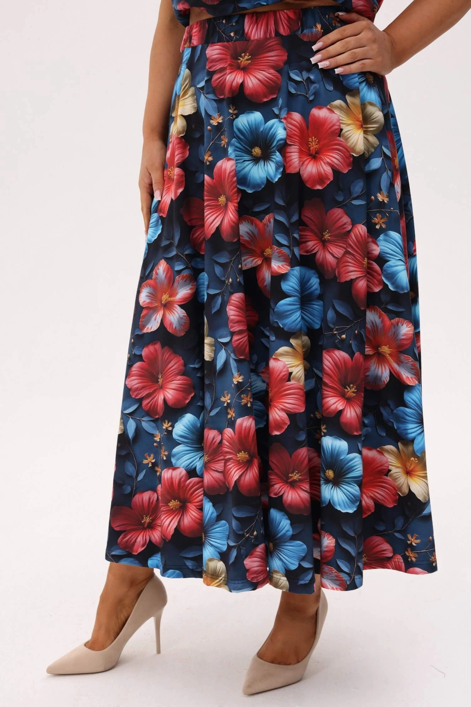 Rozkloszowana spódnica Solea MIDI w print hibiskusa PLUS SIZE XXL OVERSIZE