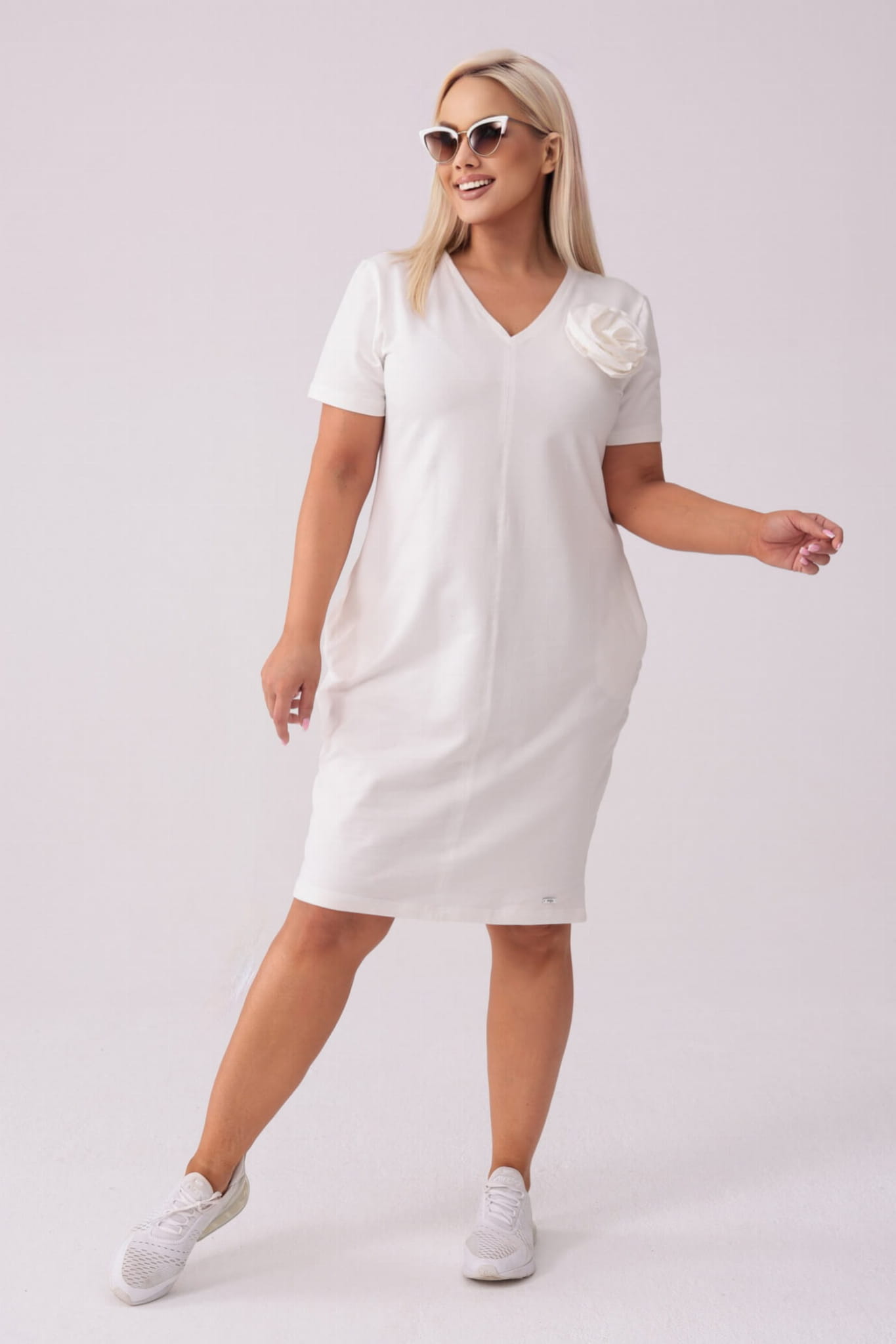 Sukienka Eloise w kolorze ecru - Casualowa Elegancja PLUS SIZE XXL LATO