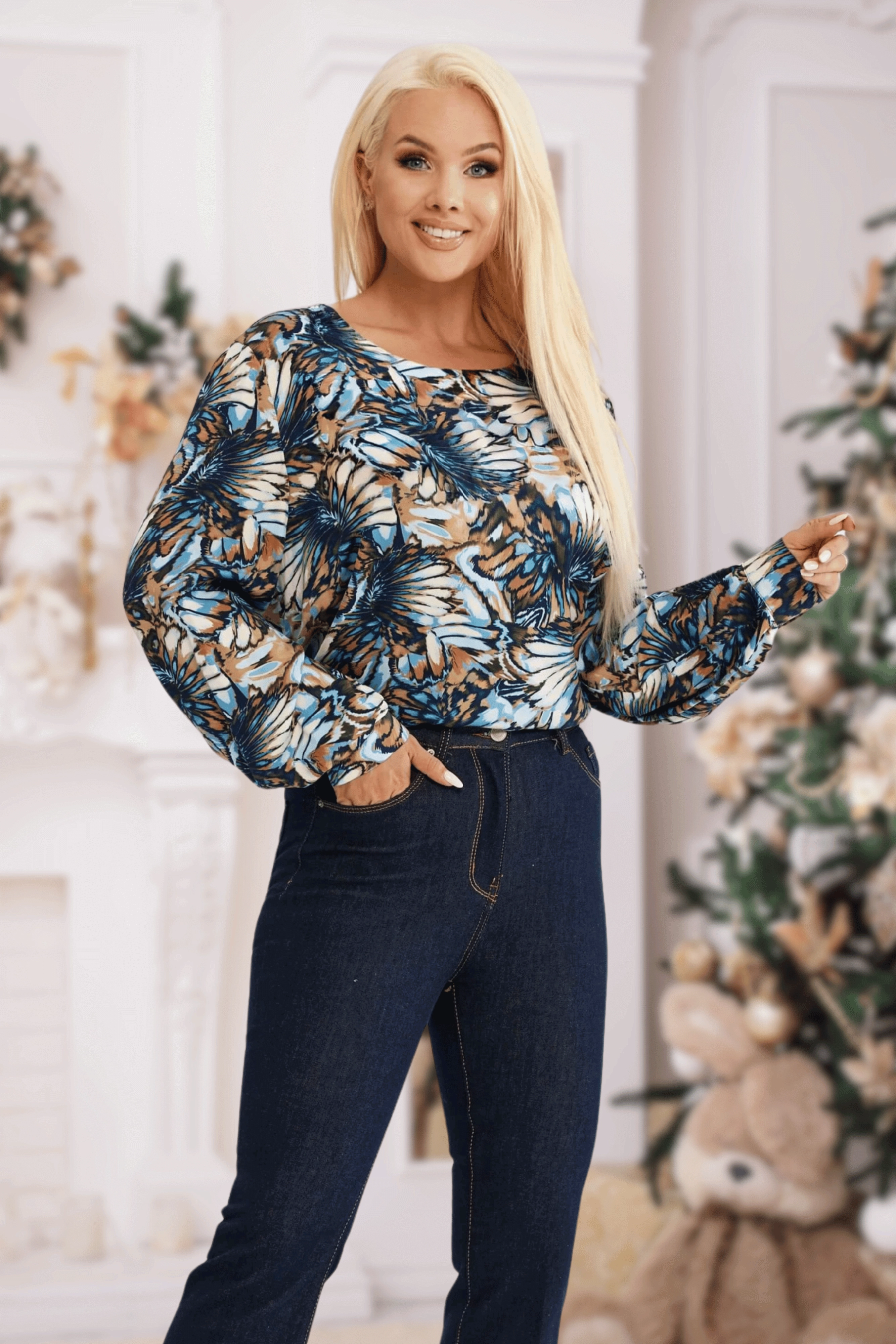 Klasyczna wiskozowa bluzka Savanna Blue z motywem artystycznego printu PLUS SIZE XXL OVERSIZE JESIEŃ