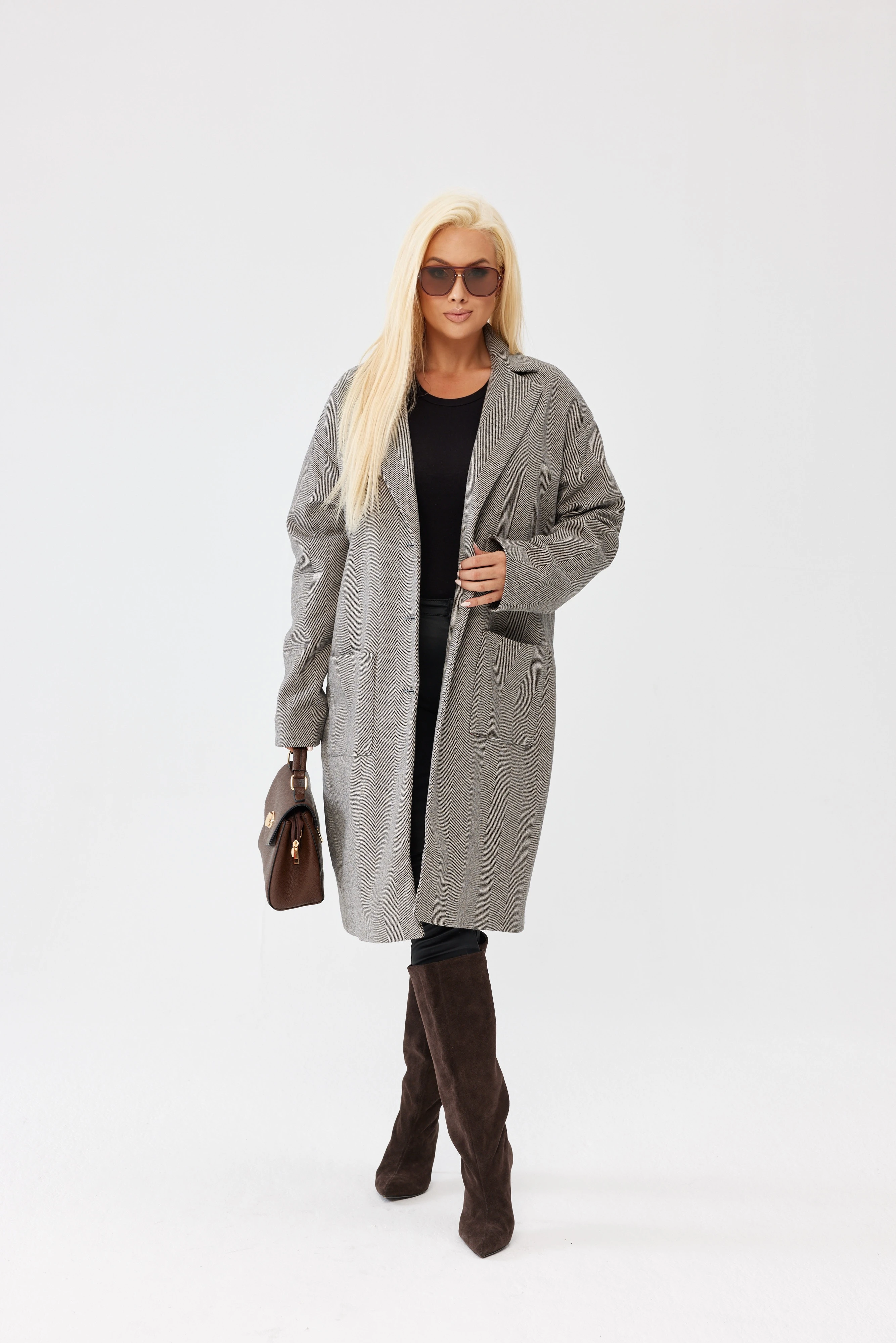 Beżowy klasyczny płaszcz Megan w jodełkę PLUS SIZE XXL OVERSIZE JESIEŃ