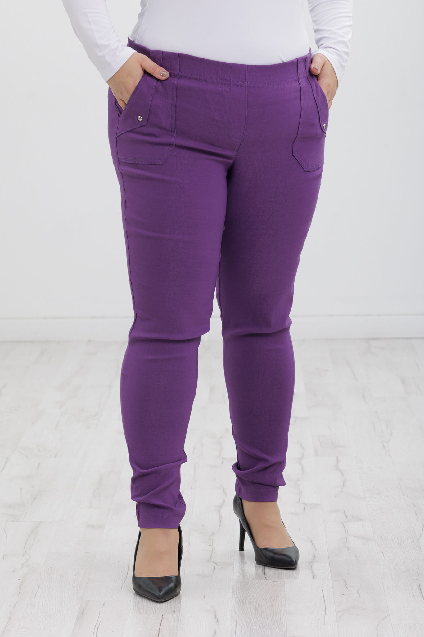 Klasyczne fioletowe spodnie Nita ze zwężoną nogawką PLUS SIZE XXL