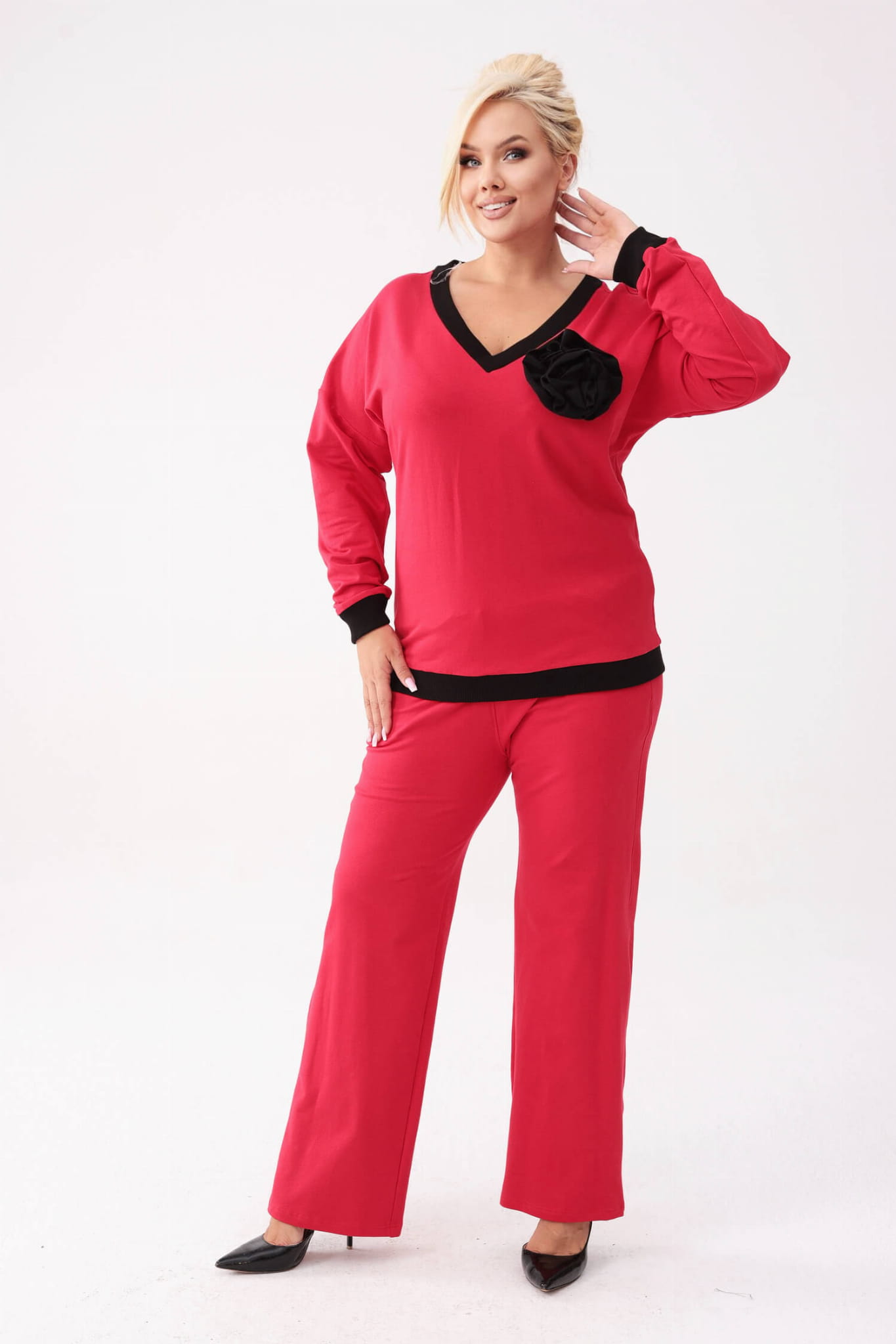 Bawełniany czerwony komplet dresowy Comfy - bluza z różą + długie spodnie PLUS SIZE XXL OVERSIZE JESIEŃ