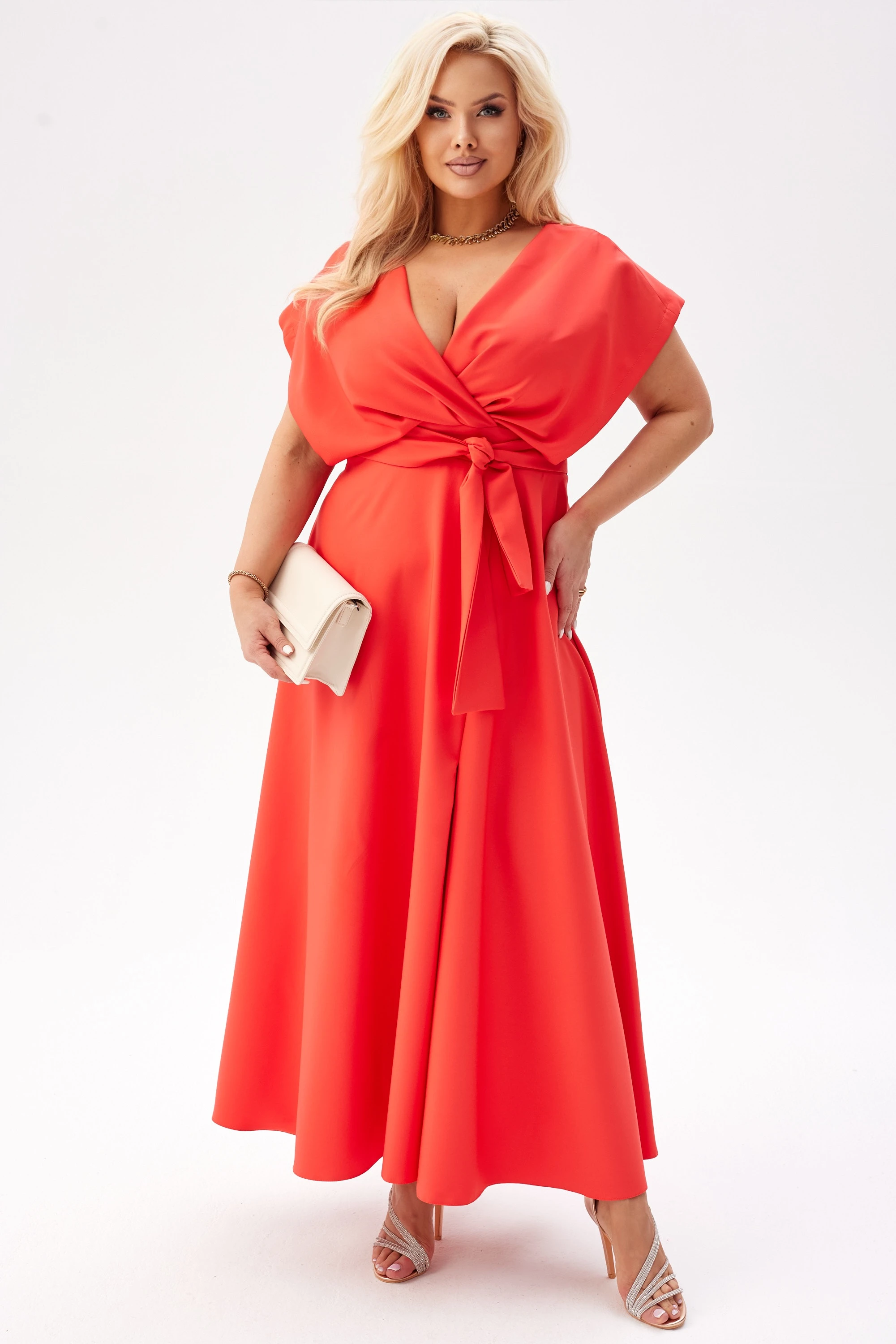 Elegancka sukienka Flavia na wesele - zmysłowy blask papai PLUS SIZE XXL