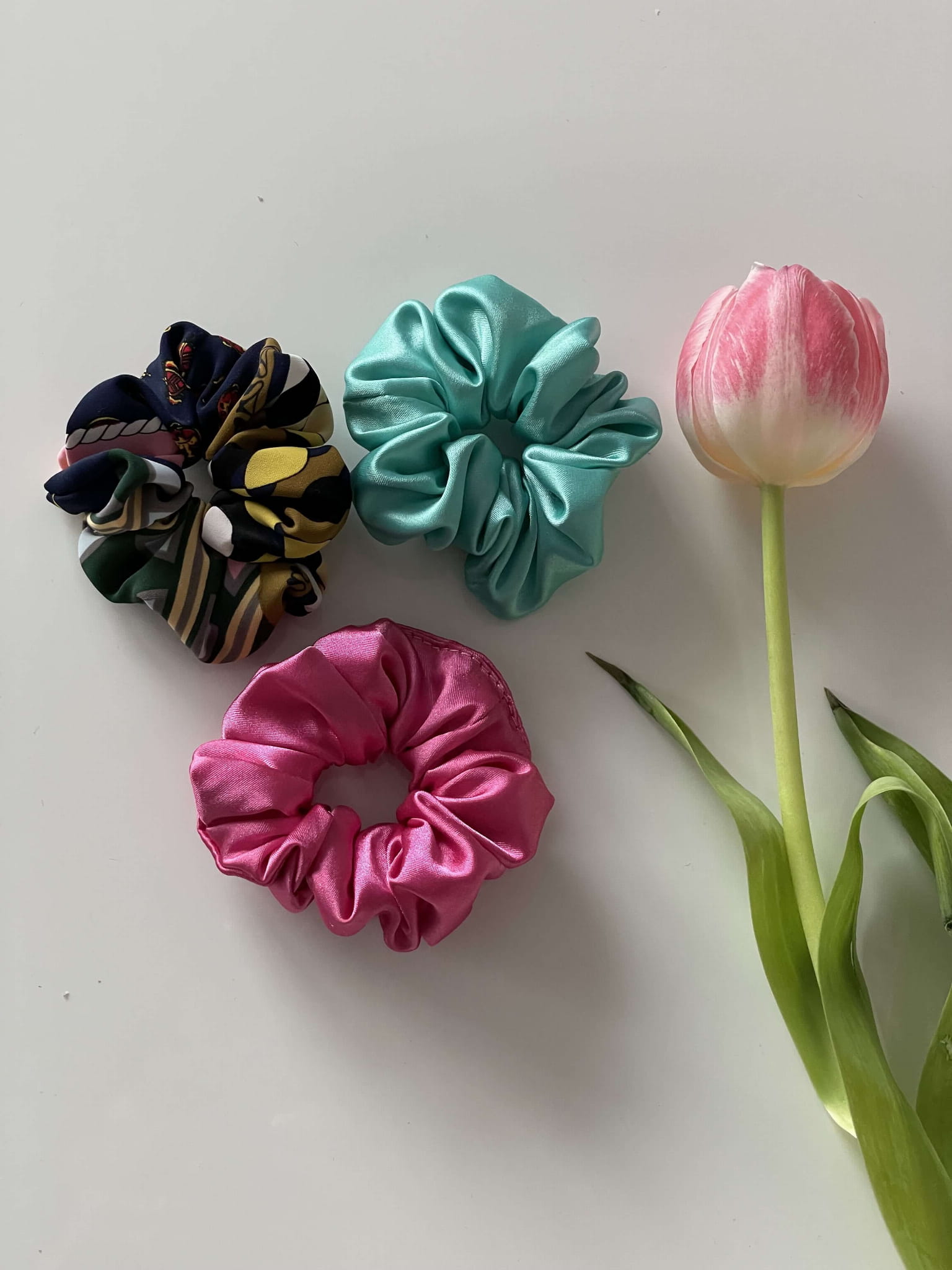 Zestaw satynowych gumek do włosów XXL OVERSIZE WIOSNA