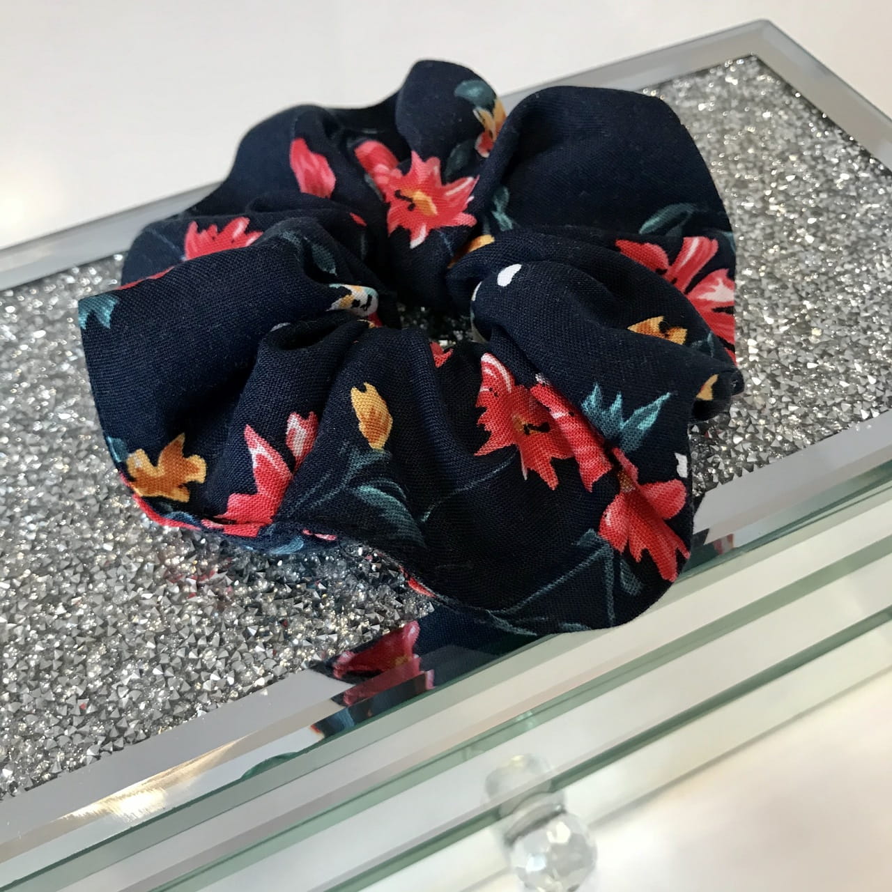 Gumka do włosów w print czerwono-żółtych kwiatów XXL OVERSIZE LATO