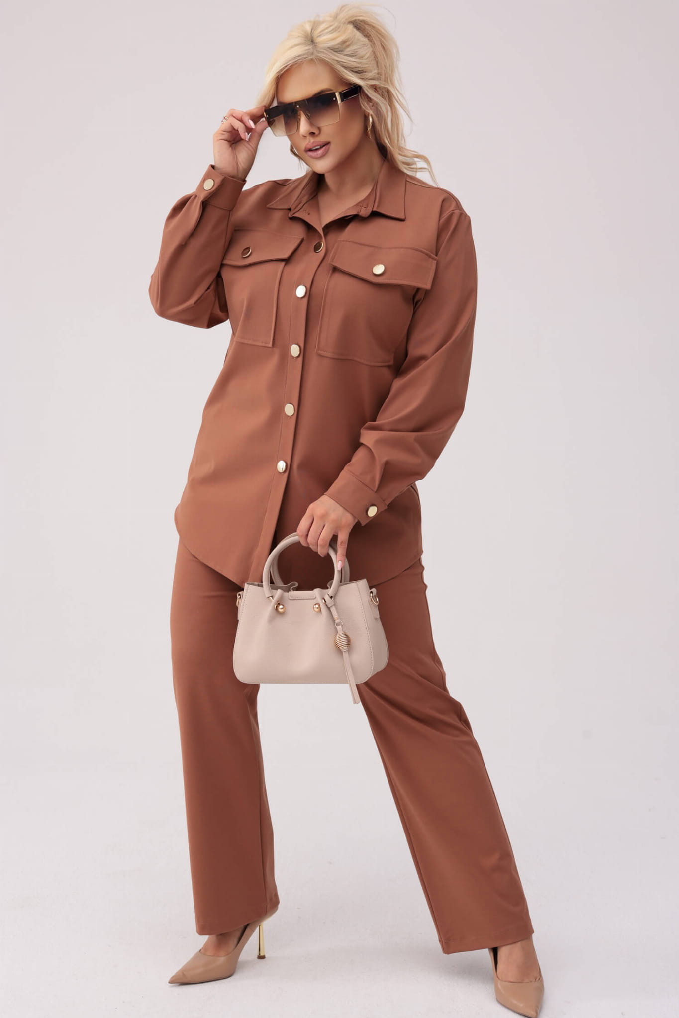 Elegancki karmelowy komplet Ava - koszula oraz spodnie PLUS SIZE XXL OVERSIZE AVA