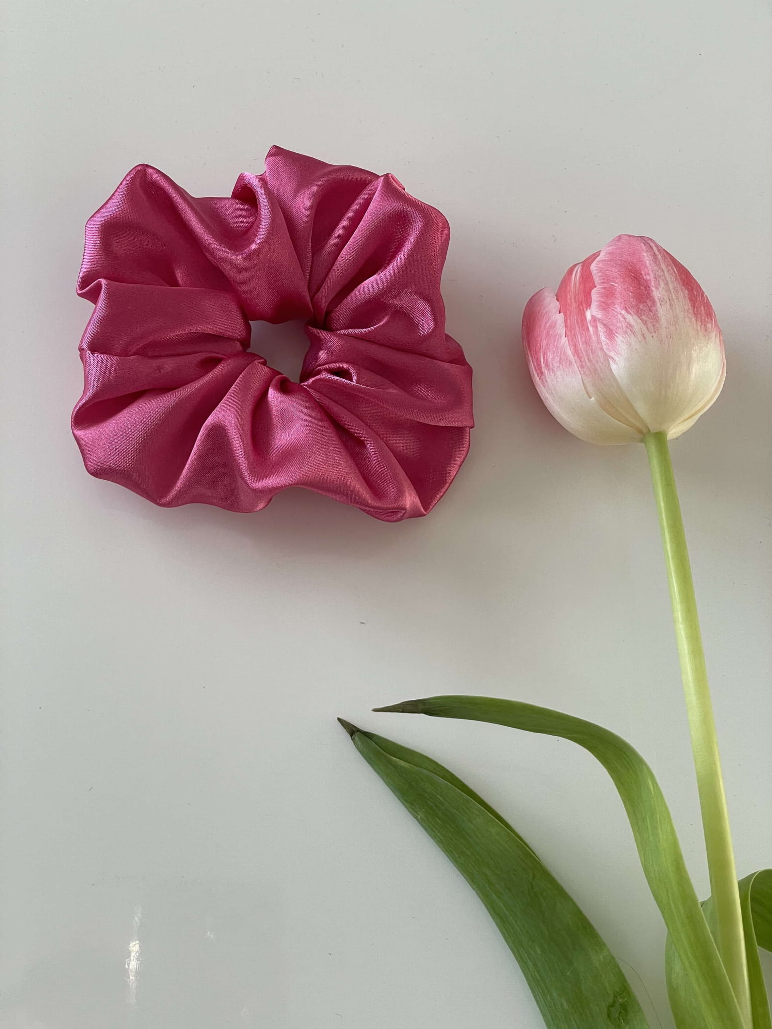 Różowa satynowa gumka do włosów XXL OVERSIZE WIOSNA