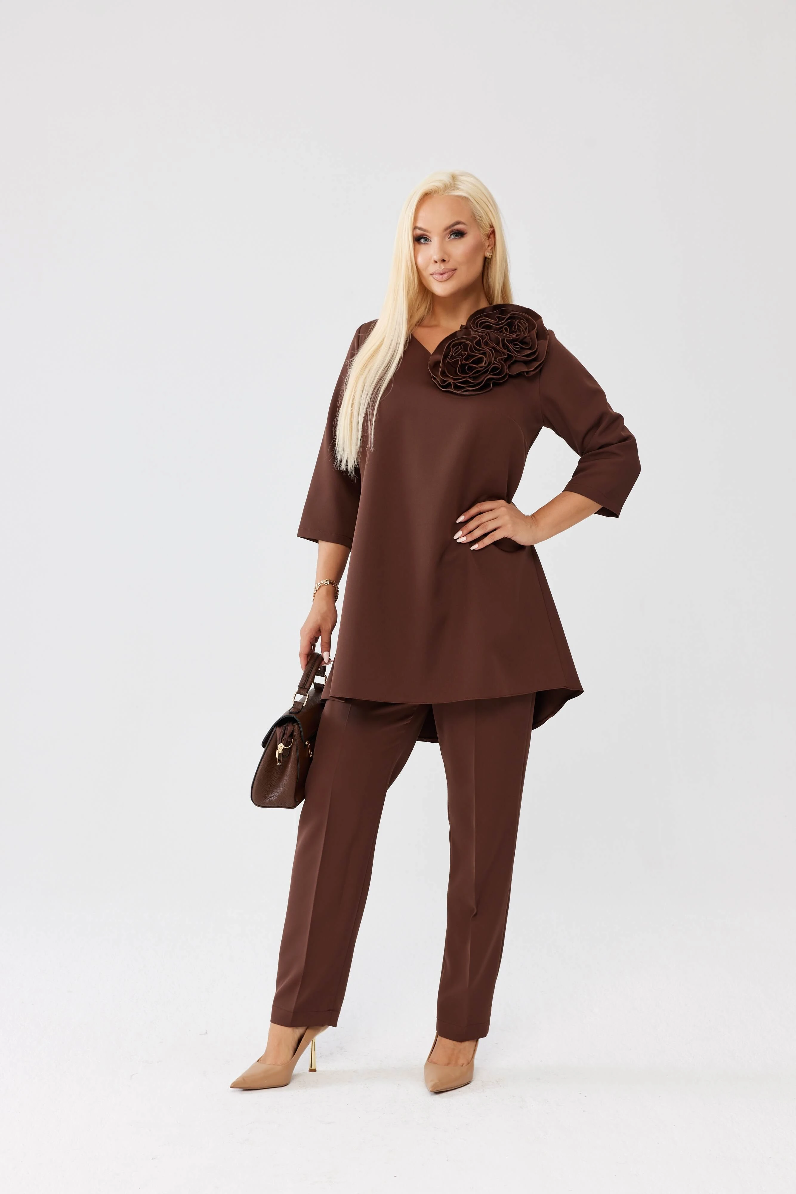 Komplet Violetta w czekoladowym kolorze - elegancja w nowoczesnym wydaniu OVERSIZE PLUS SIZE XXL JESIEŃ