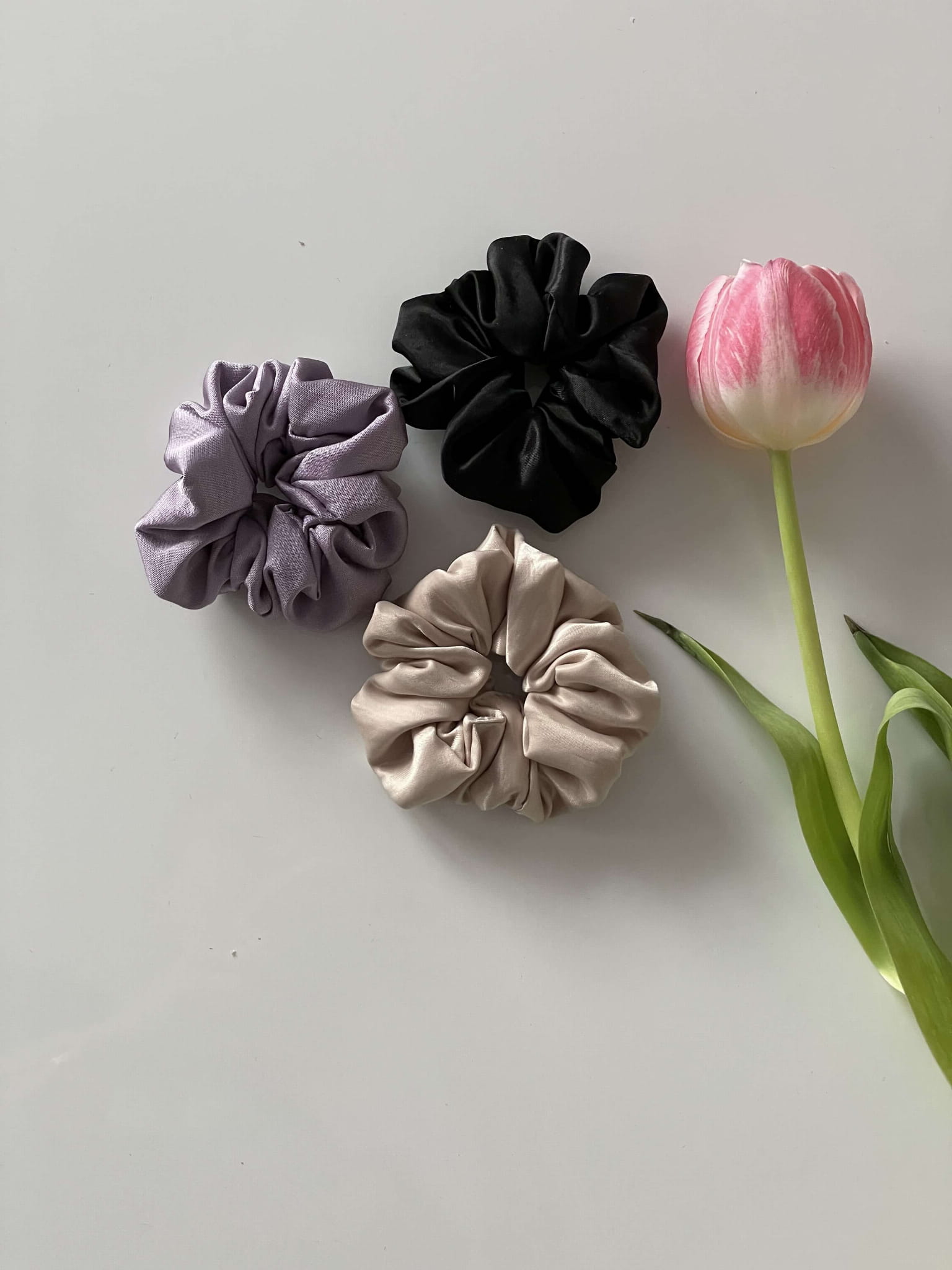 Zestaw satynowych gumek do włosów XXL OVERSIZE WIOSNA