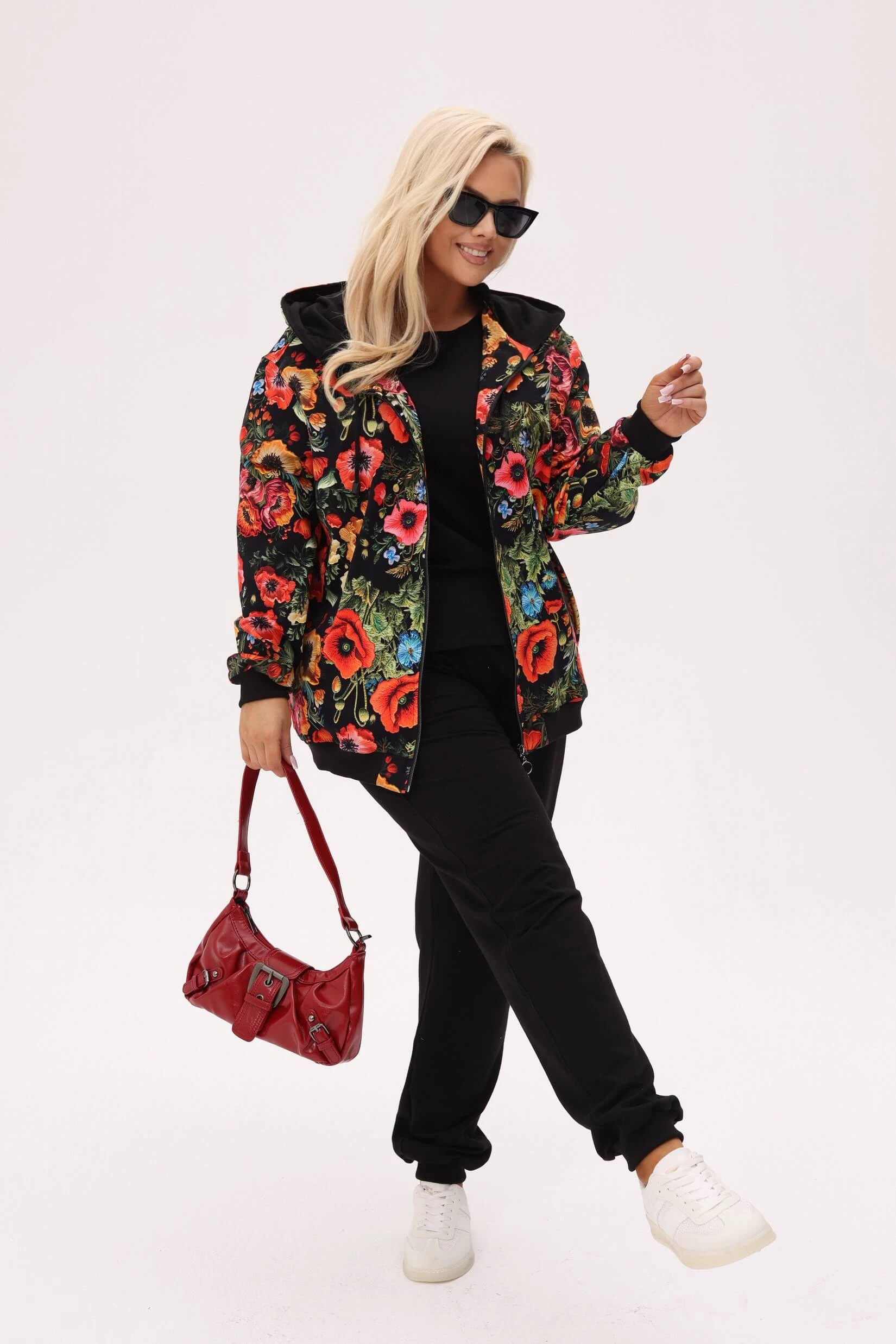 Dres MAKOVSKA, wygoda w kwiatowym stylu - print w maki na czarnym tle PLUS SIZE XXL OVERSIZE JESIEŃ