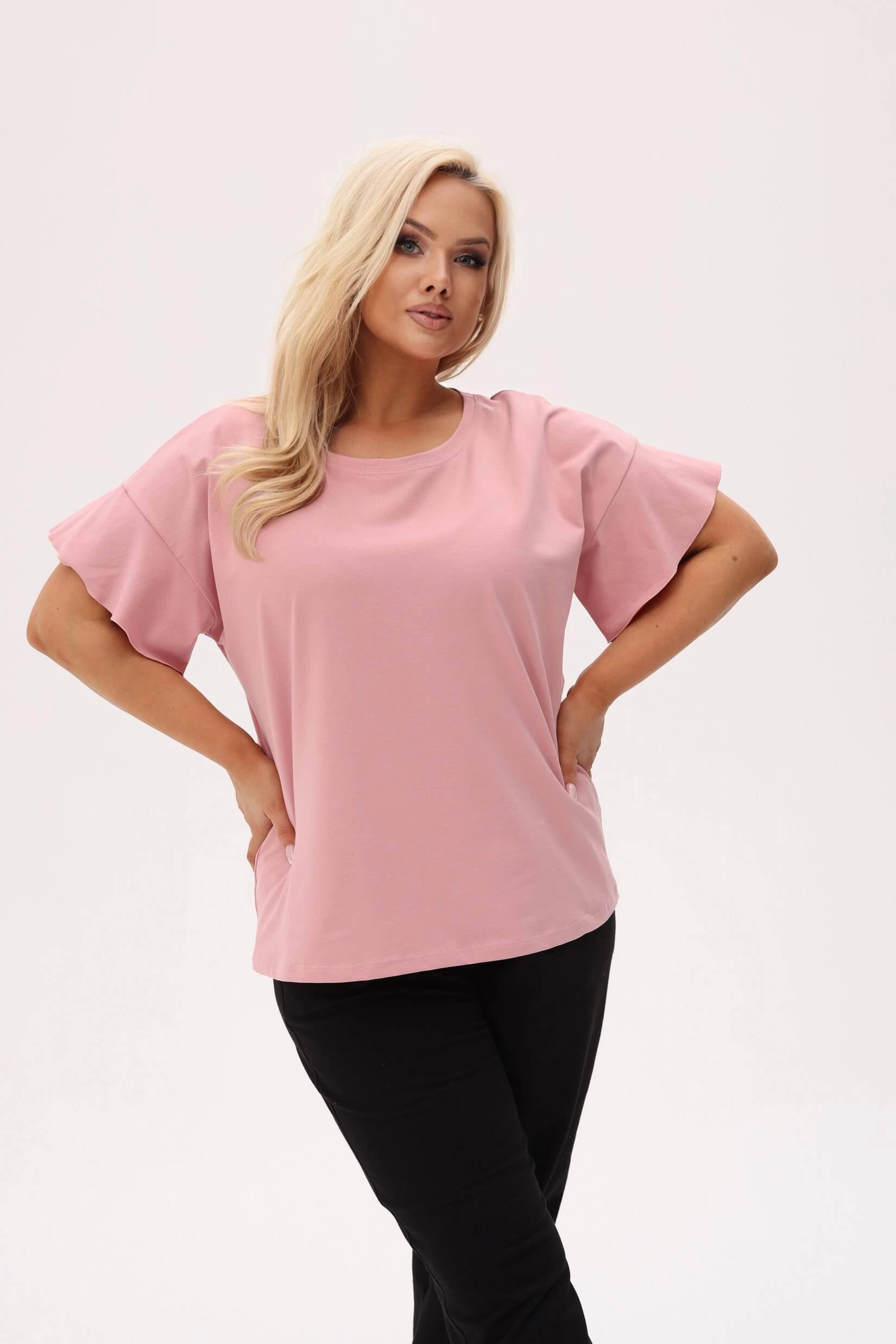 Basicowa bluzka Fala w kolorze pudrowego różu z falującym rękawem PLUS SIZE XXL OVERSIZE