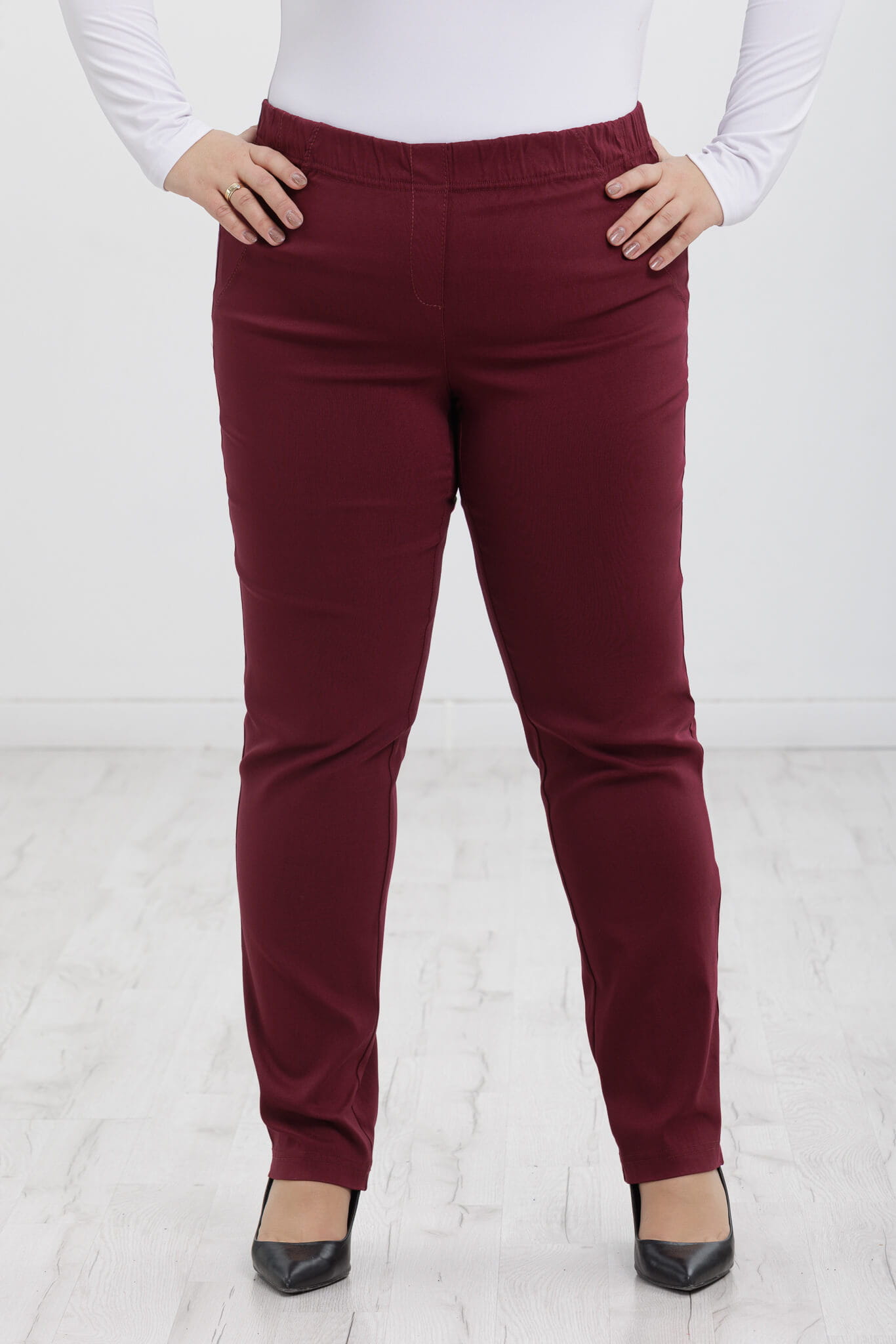 Bordowe spodnie Nilda z prostą nogawką wysoki stan PLUS SIZE XXL