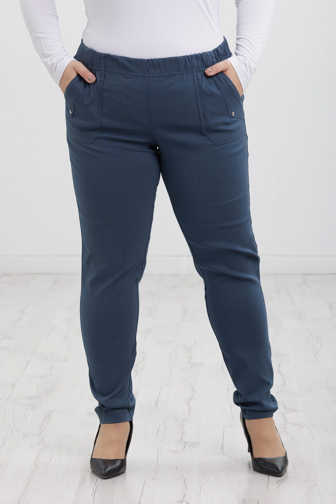 Klasyczne grafitowe spodnie Nita ze zwężoną nogawką PLUS SIZE XXL