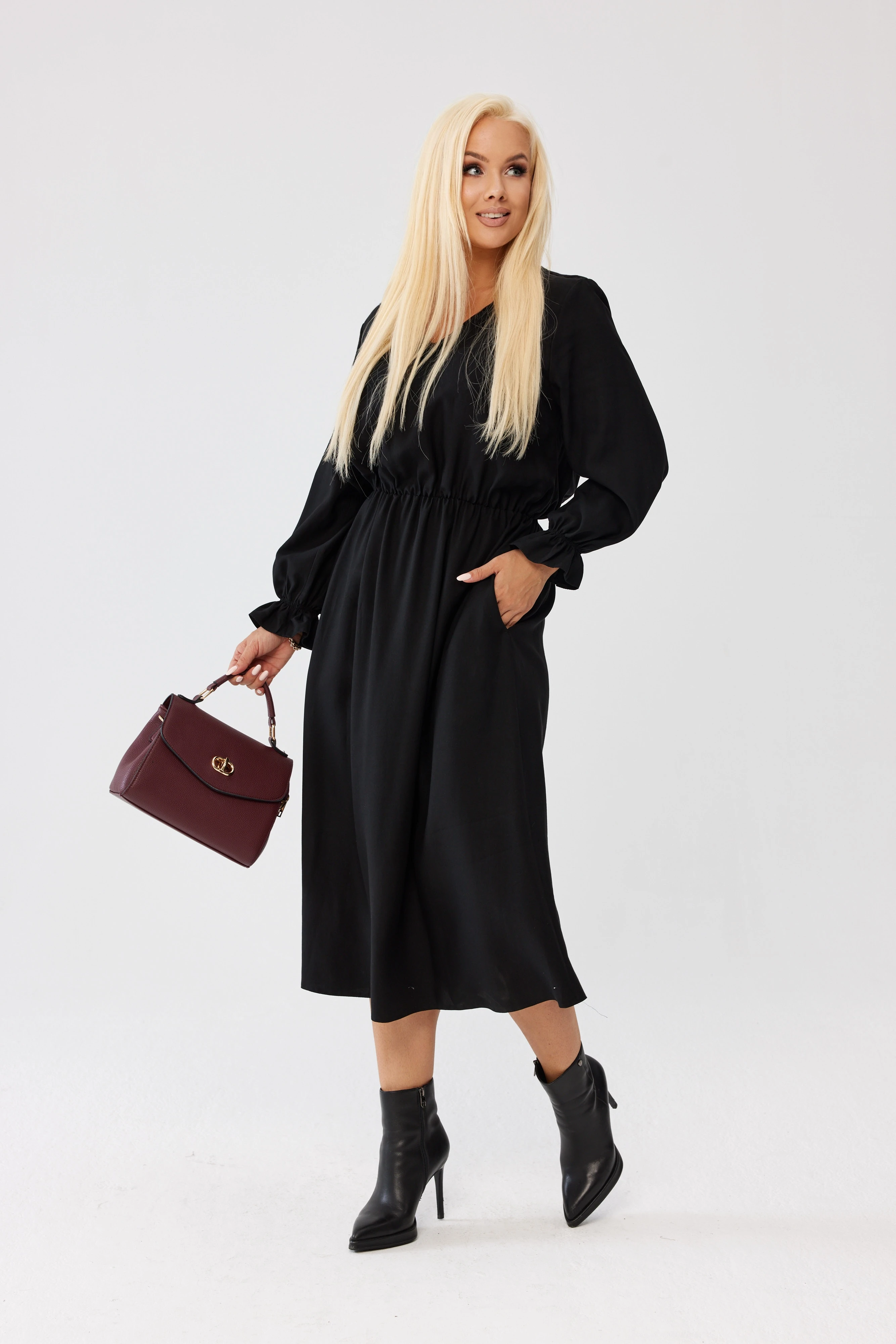 Czarna klasyczna sukienka Marlen MIDI - z gumką w pasie i kieszeniami PLUS SIZE XXL OVERSIZE JESIEŃ