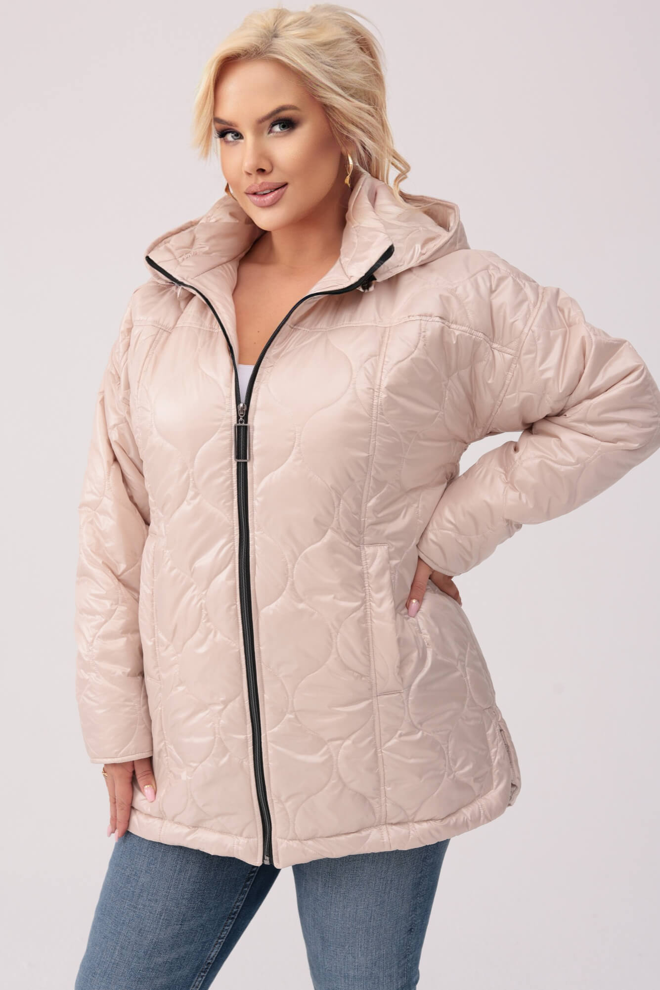 Pikowana jesienna beżowa kurtka Martyna z kapturem PLUS SIZE XXL JESIEŃ