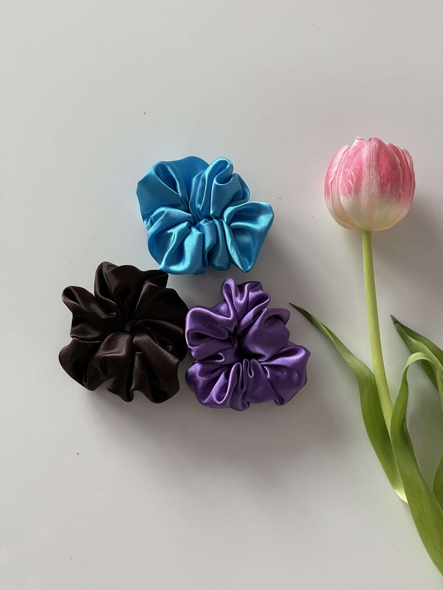 Zestaw satynowych gumek do włosów XXL OVERSIZE WIOSNA