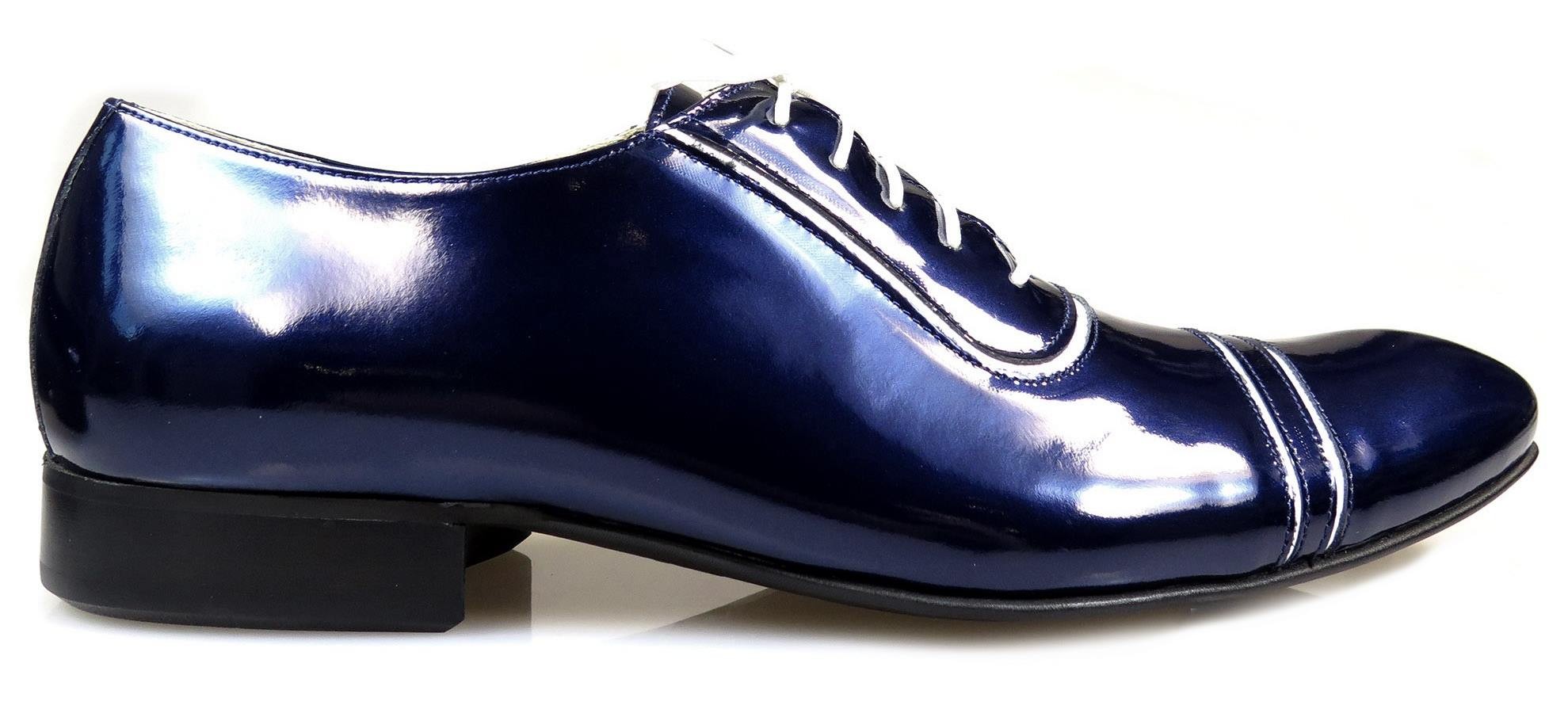 Granatowe lakierki z białymi kontrastami T22