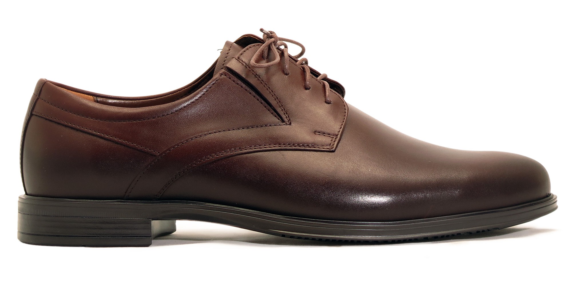 Wygodne brązowe półbuty męskie na szeroką stopę T222