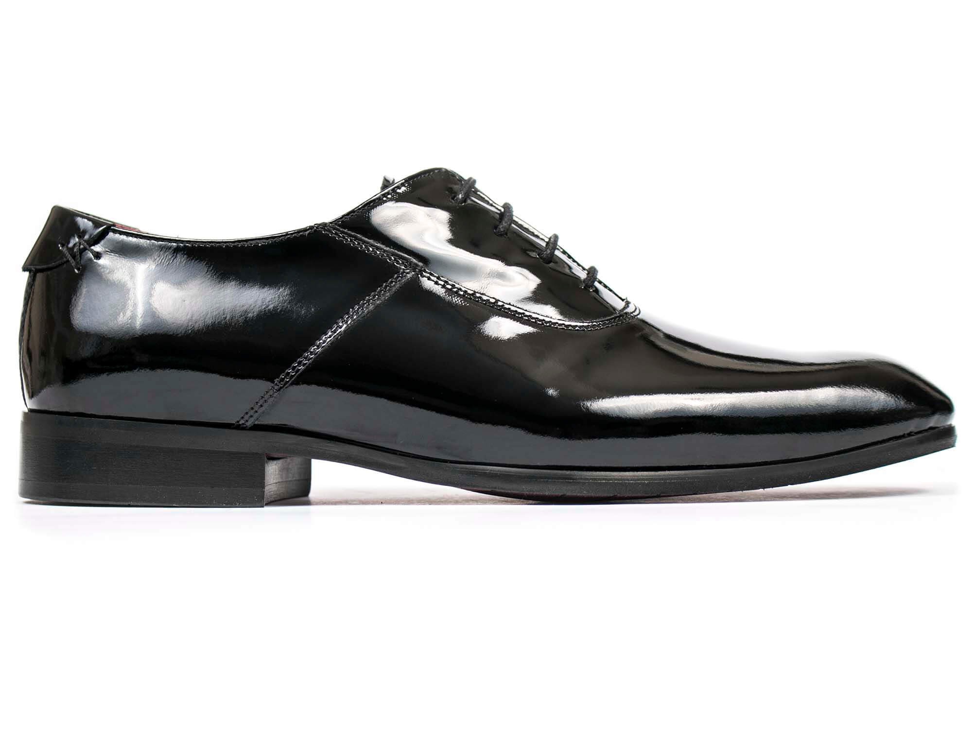 Czarne lakierki - wiedenki / oxfordy 6900-lakier T31