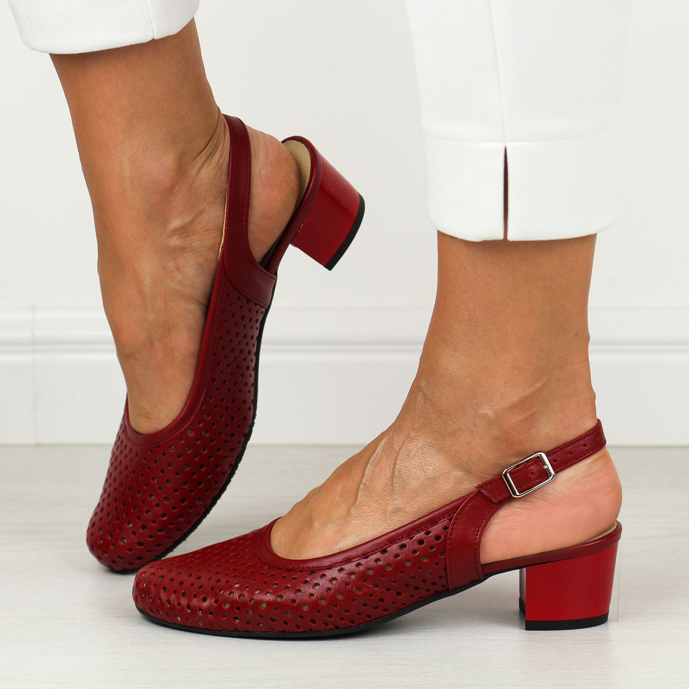 Czerwone skórzane ażurowe Polskie czółenka damskie bez pięty Gregors 7