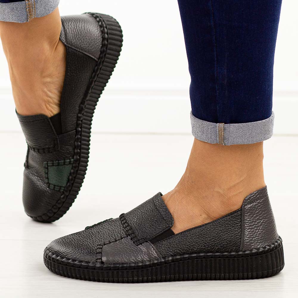 Czarne skórzane półbuty damskie Cambell 15300