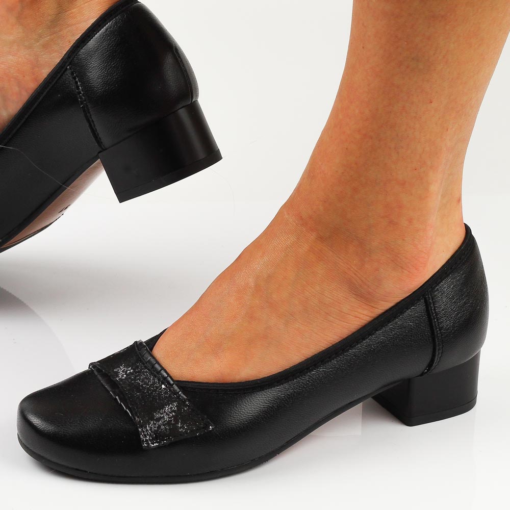 Czarne skórzane Polskie czółenka damskie na obcasie Suzana W23-69