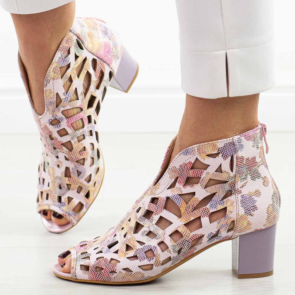 Różowe sandały damskie na obcasie z zakrytą piętą M.Daszyński 1954-15