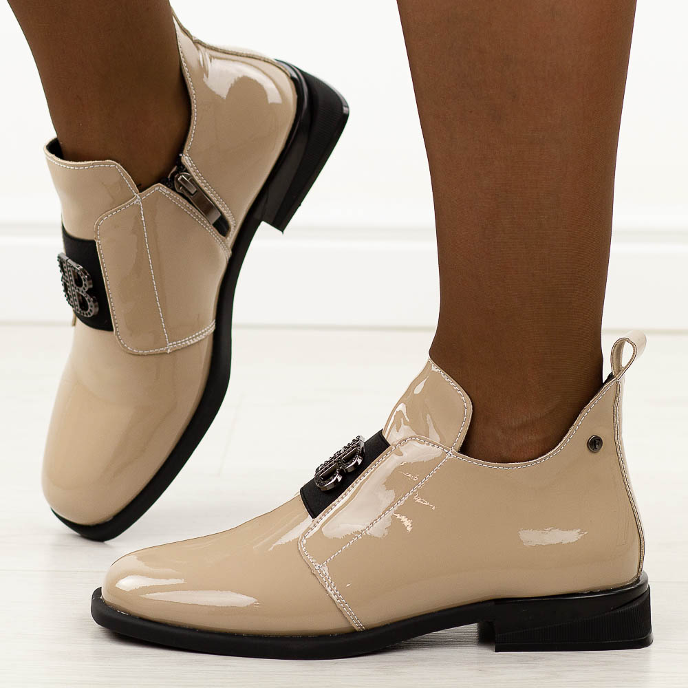 Beżowe lakierowane skórzane botki damskie Filippo Dbt4763/25