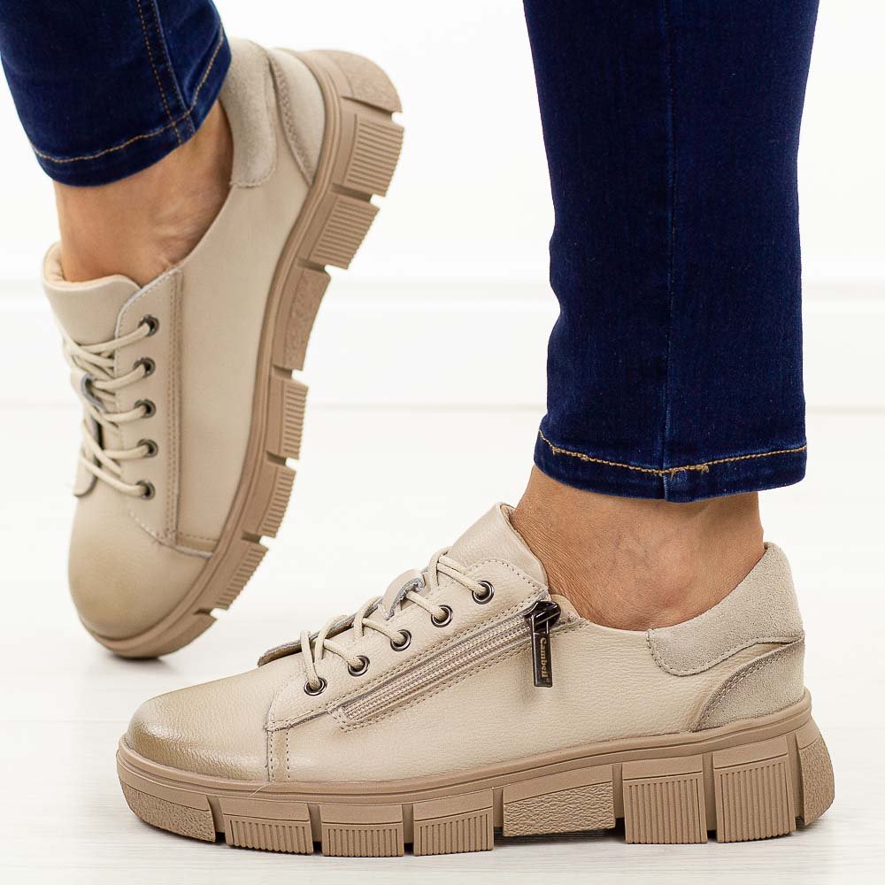 Beżowe skórzane półbuty damskie Cambell 19305