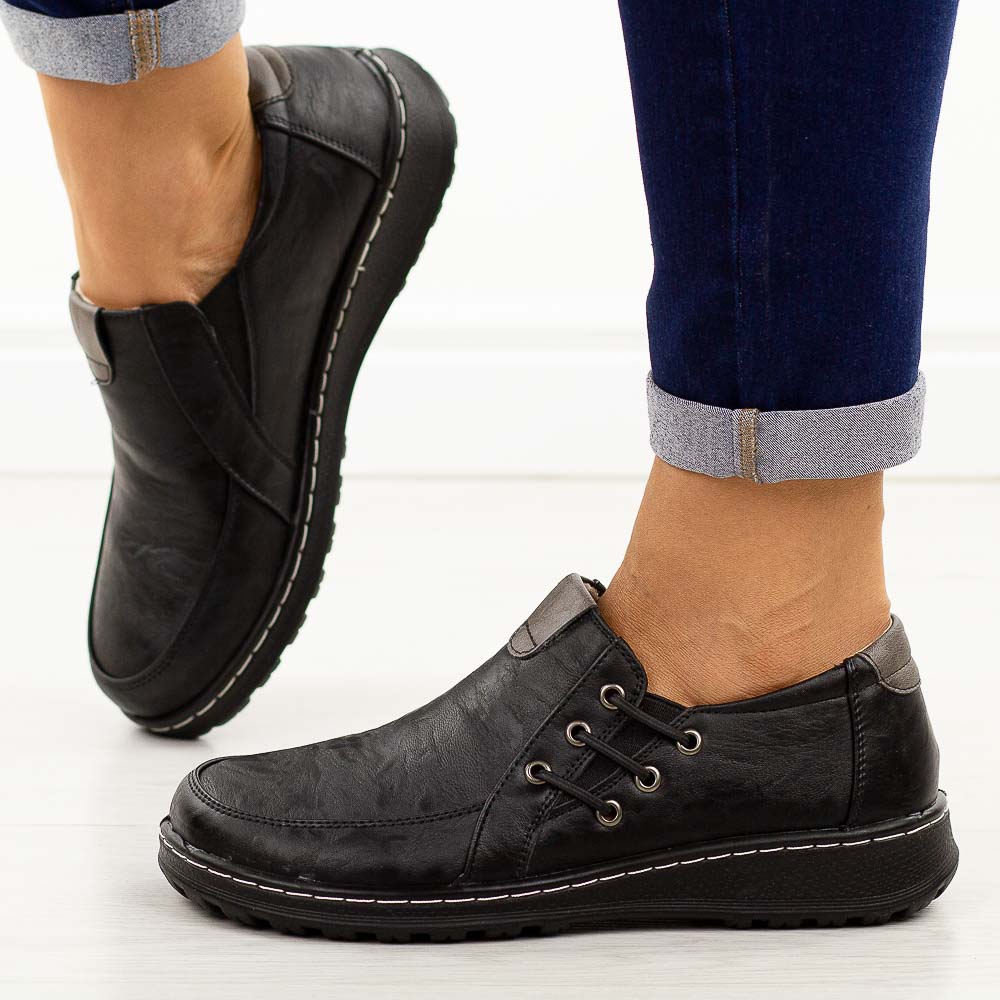 Czarne półbuty damskie Potocki 90353