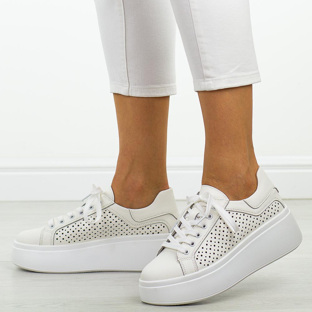 Białe skórzane półbuty damskie Cambell 40311