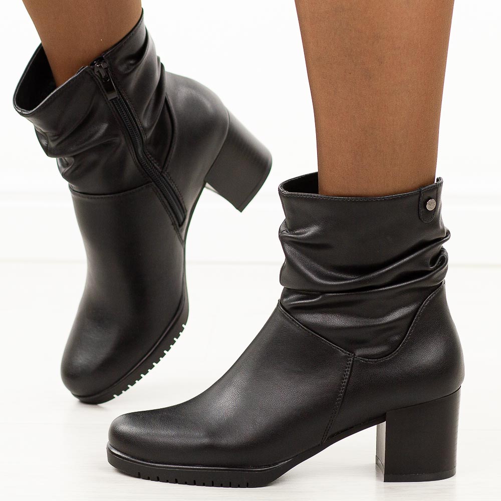 Czarne skórzane botki damskie na słupku Sergio Leone Bt25636S