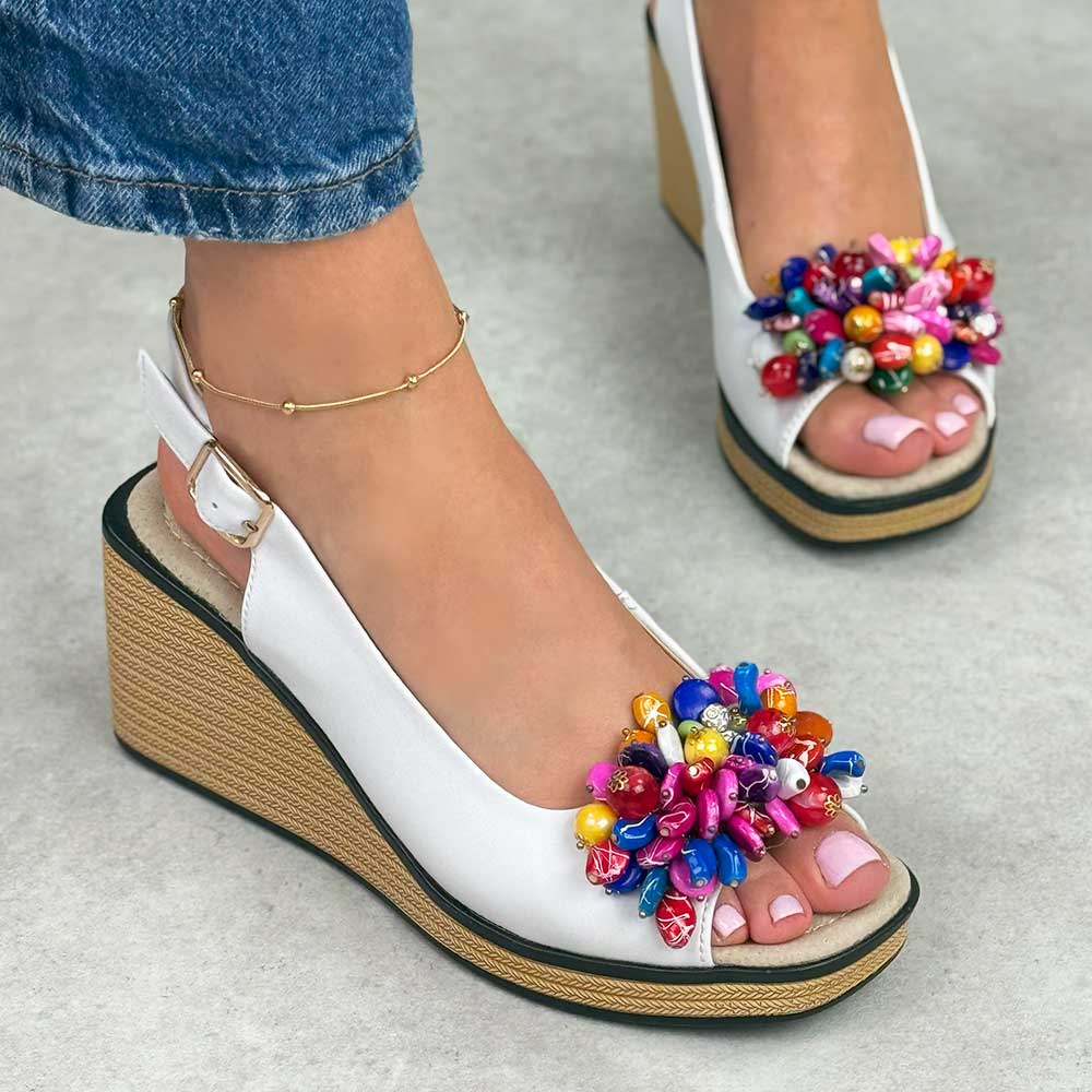 Białe skórzane sandały damskie na koturnie Filippo Ds6021/25