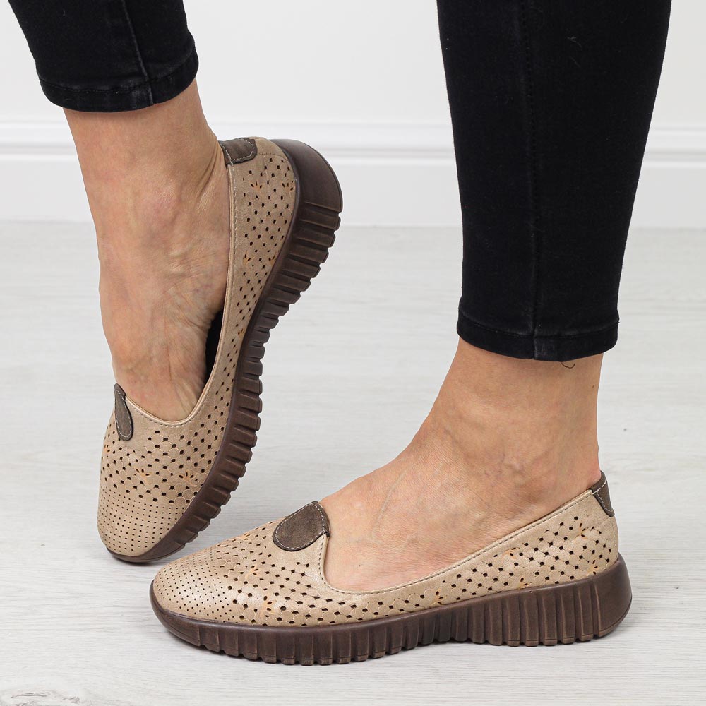 Złote ażurowe półbuty damskie Jezzi 2270-4