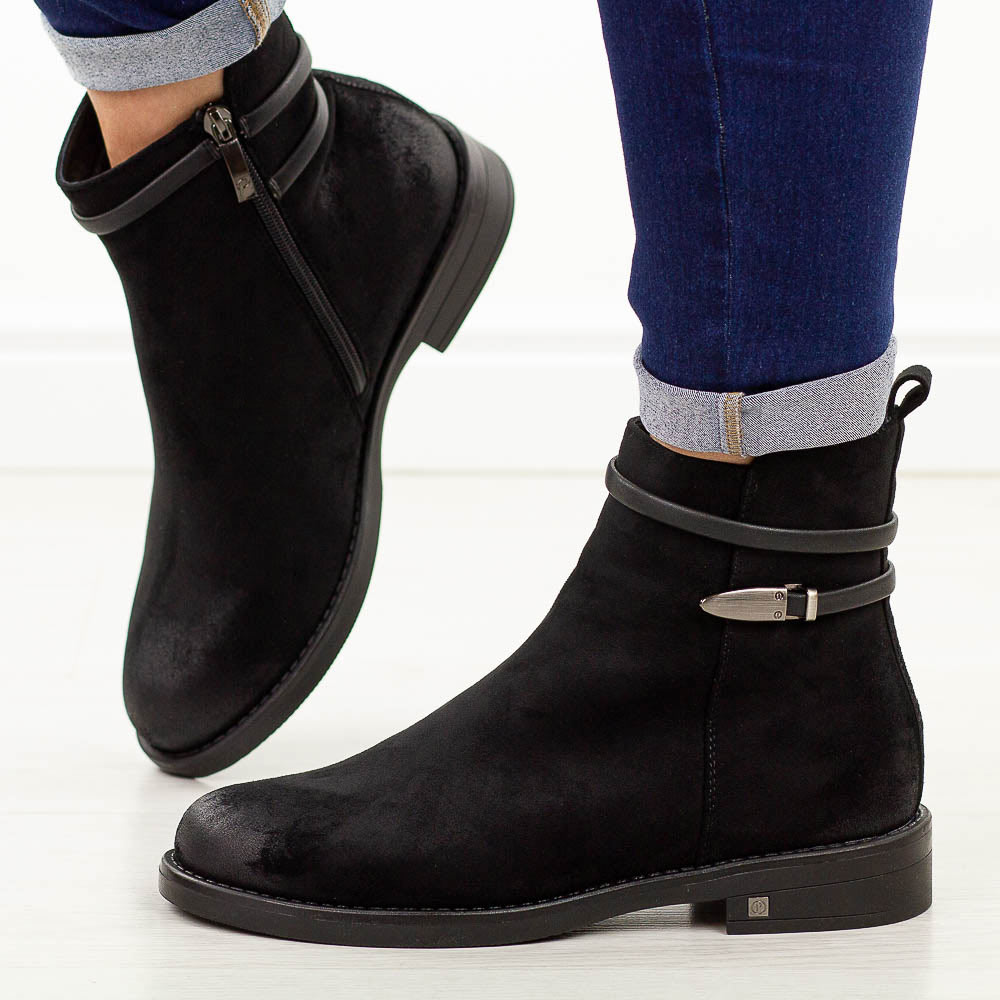 Czarne zamszowe botki damskie Potocki 12695