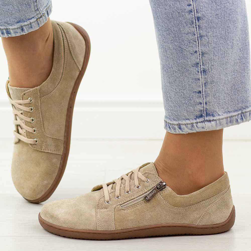 Beżowe zamsz skórzane Polskie półbuty damskie barefoot Gregors 1153