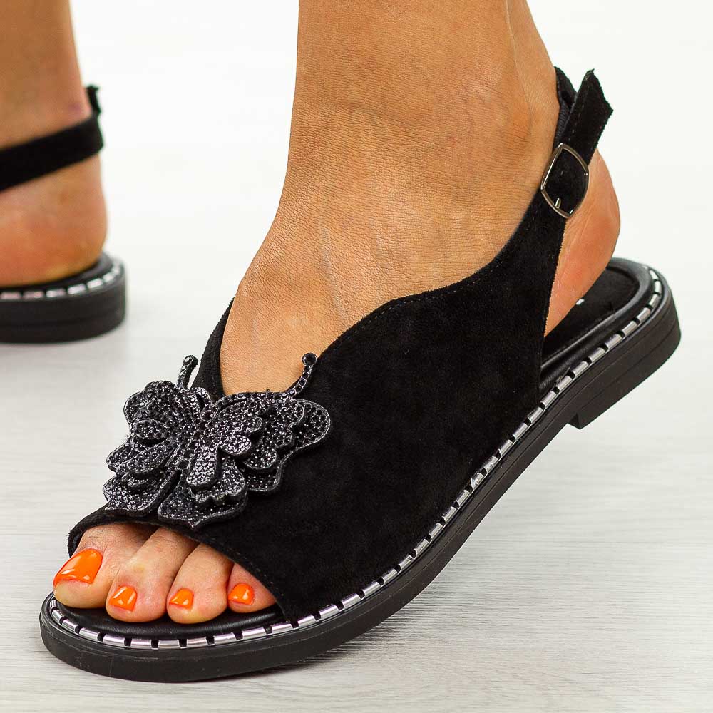 Czarne zamszowe sandały damskie z motylem Jezzi 2266-10