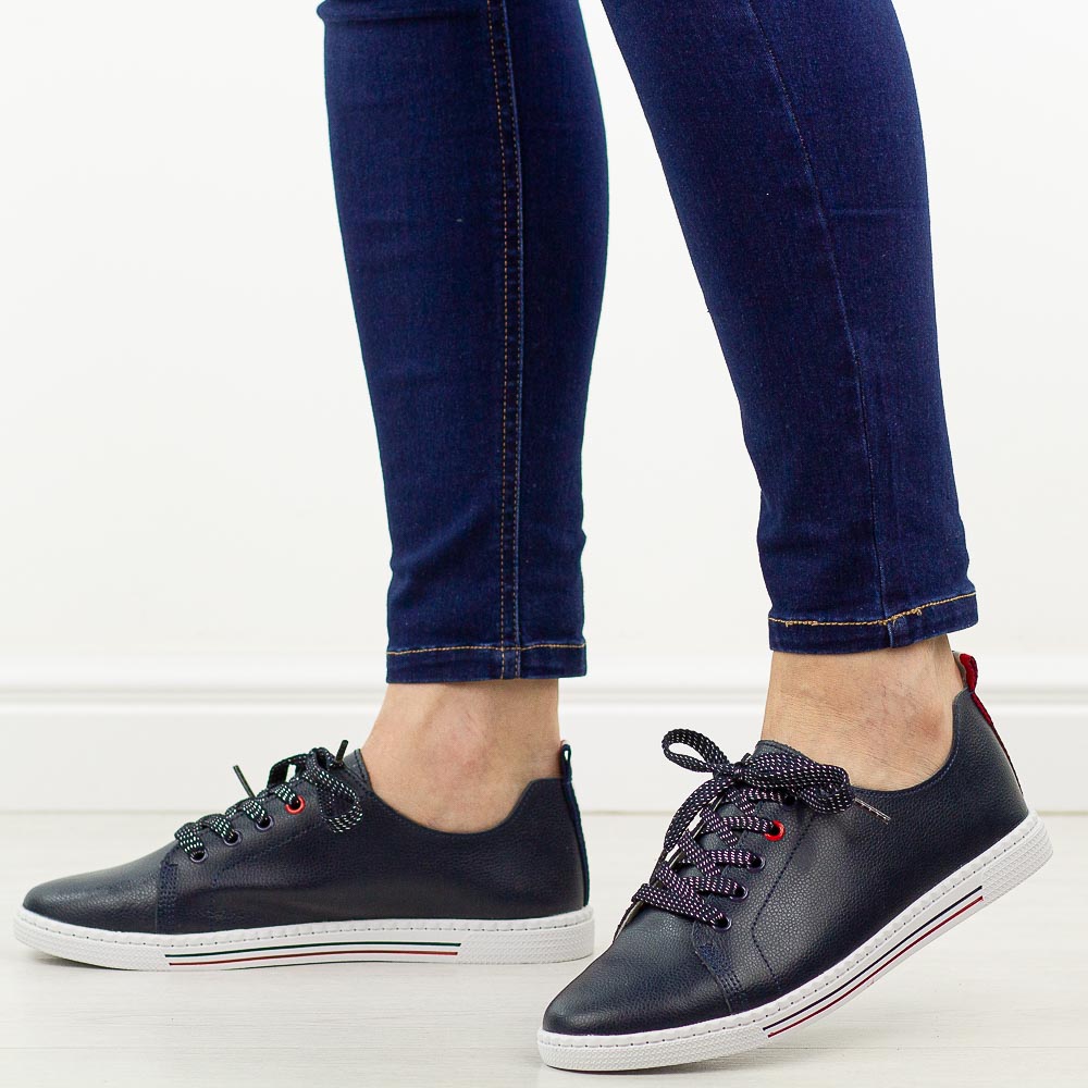 Granatowe skórzane półbuty, tenisówki damskie S.Barski 268R