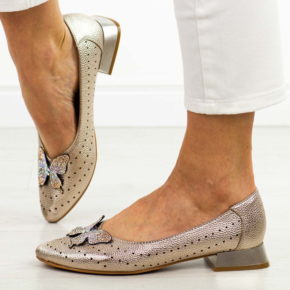 Złote ażurowe baleriny damskie na obcasie M.Daszyński Sa178a-3