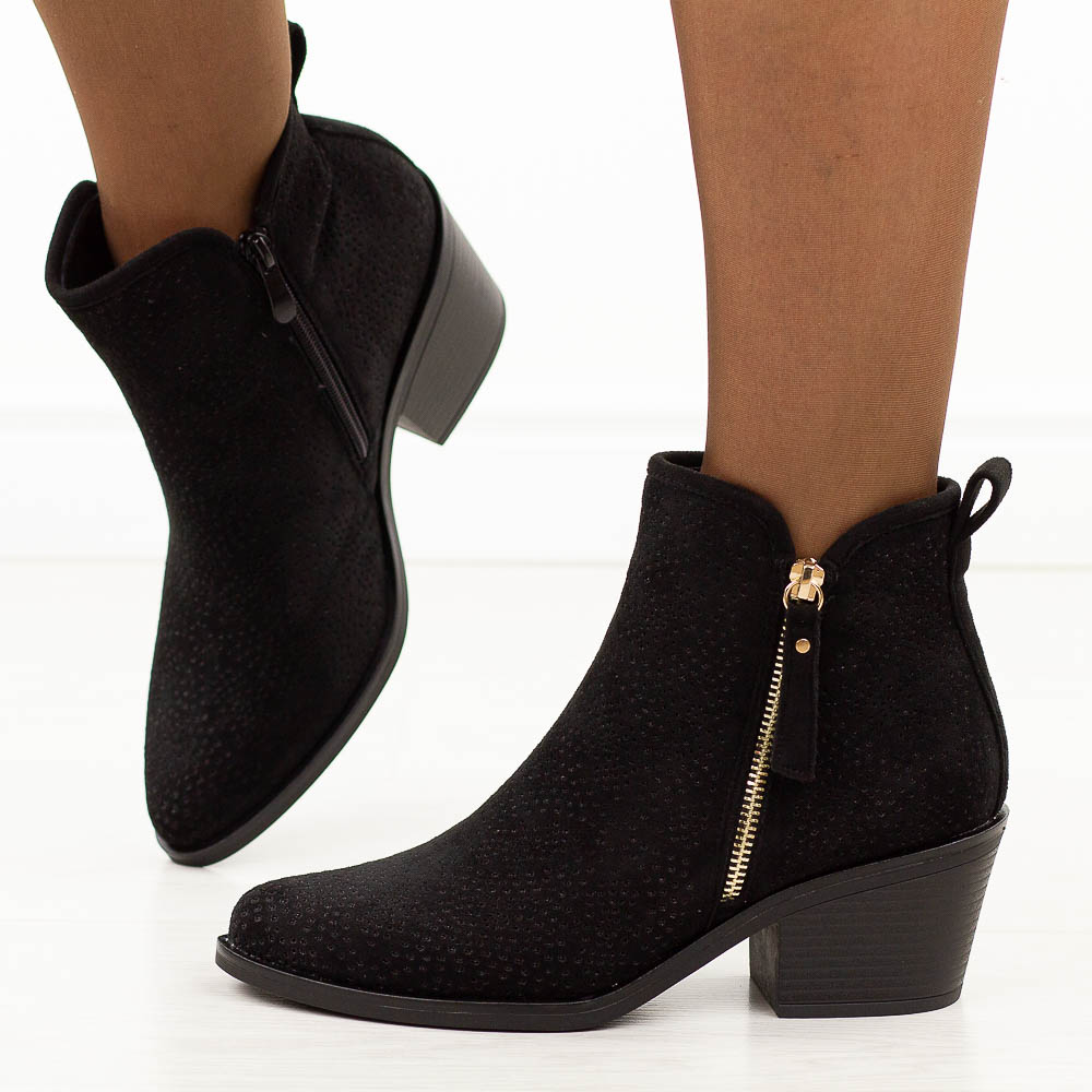 Czarne jesienne botki damskie, kowbojki S.Barski 52-538