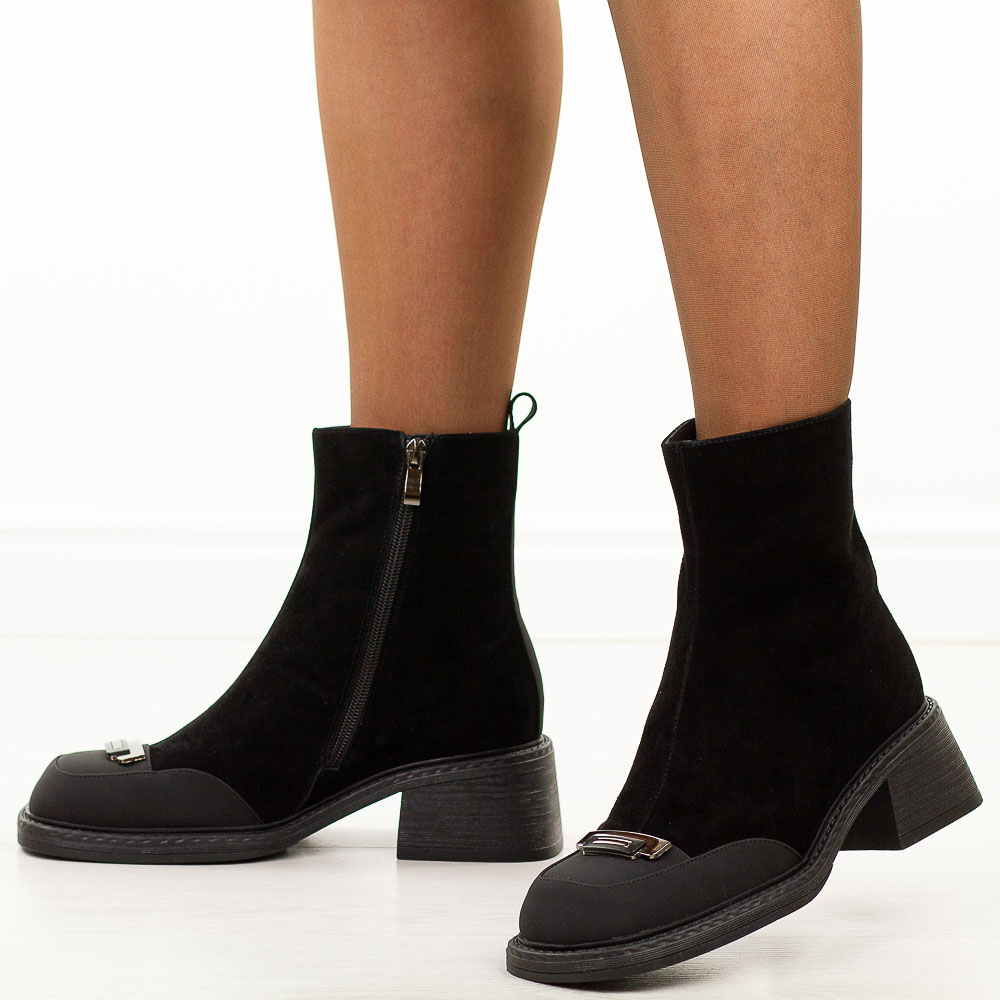 Czarne wysokie skórzane botki damskie T.Sokolski Z25-126