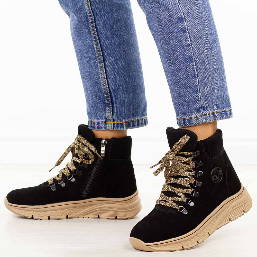 Czarne skórzane botki damskie Filippo Dbt7290/25