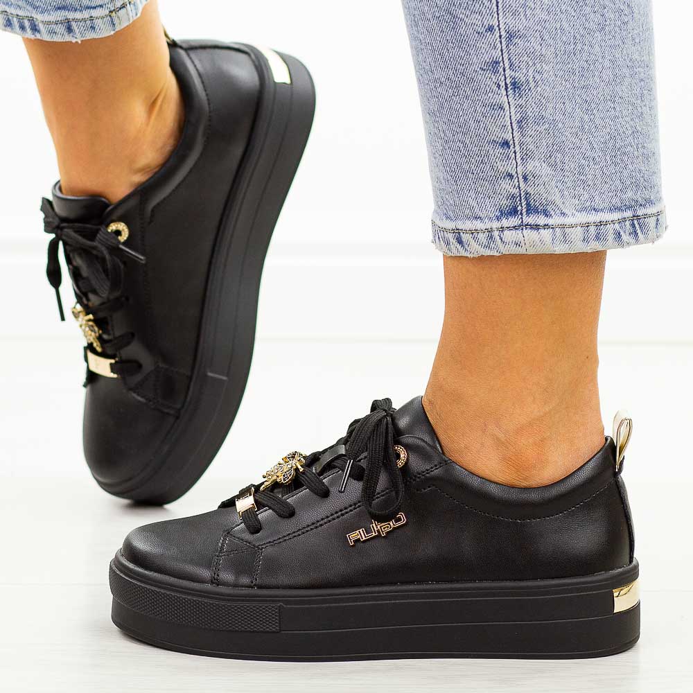 Czarne skórzane półbuty damskie Filippo Dp3533/25