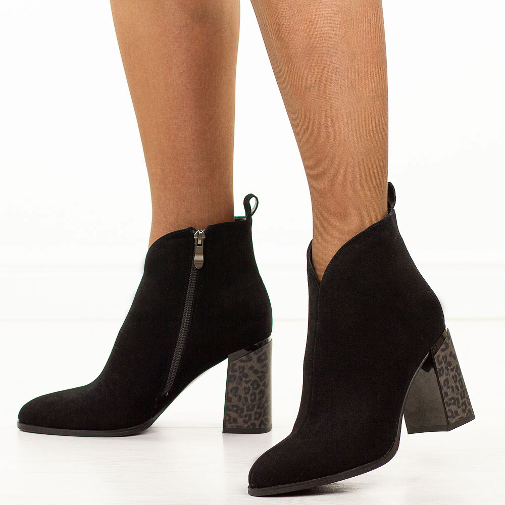 Czarne zamszowe skórzane botki damskie na słupku Giano Fabiani 9210