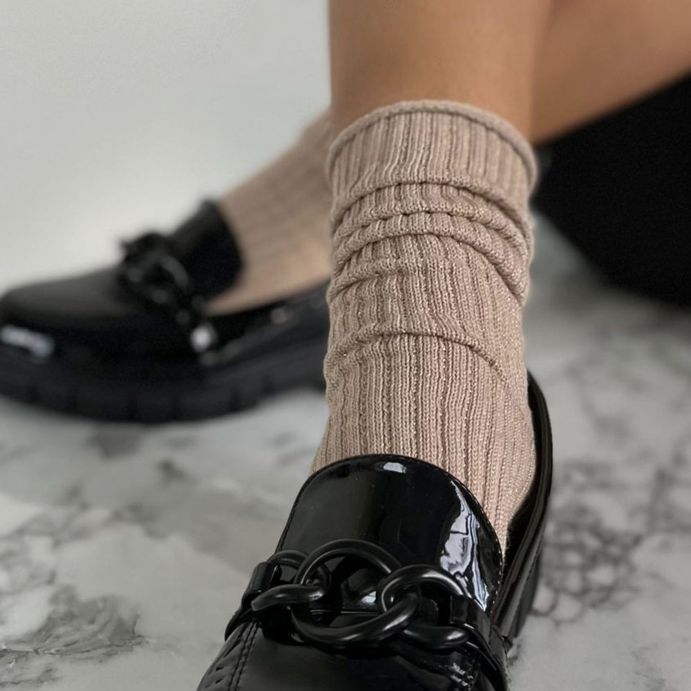 Skarpetki damskie bezuciskowe w prążek z lurexem 1203 be