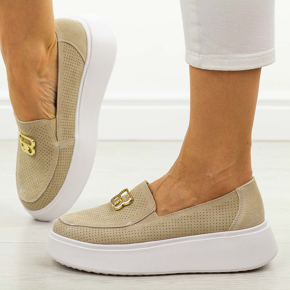 Beżowe skórzane półbuty damskie Vinceza 88014