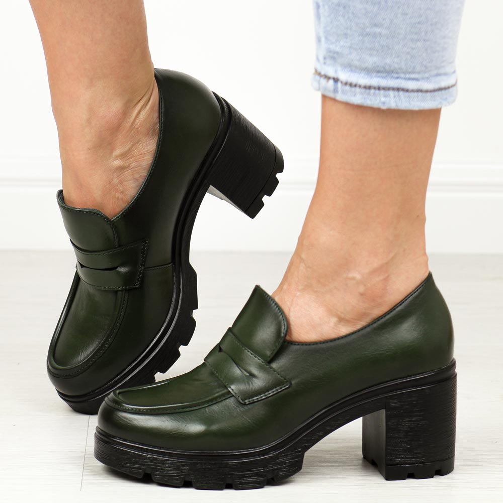 Zielone półbuty damskie na słupku, mokasyny Potocki 12154