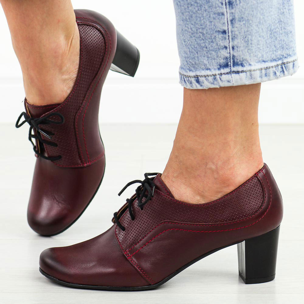 Bordowe Polskie półbuty damskie Gregors 921